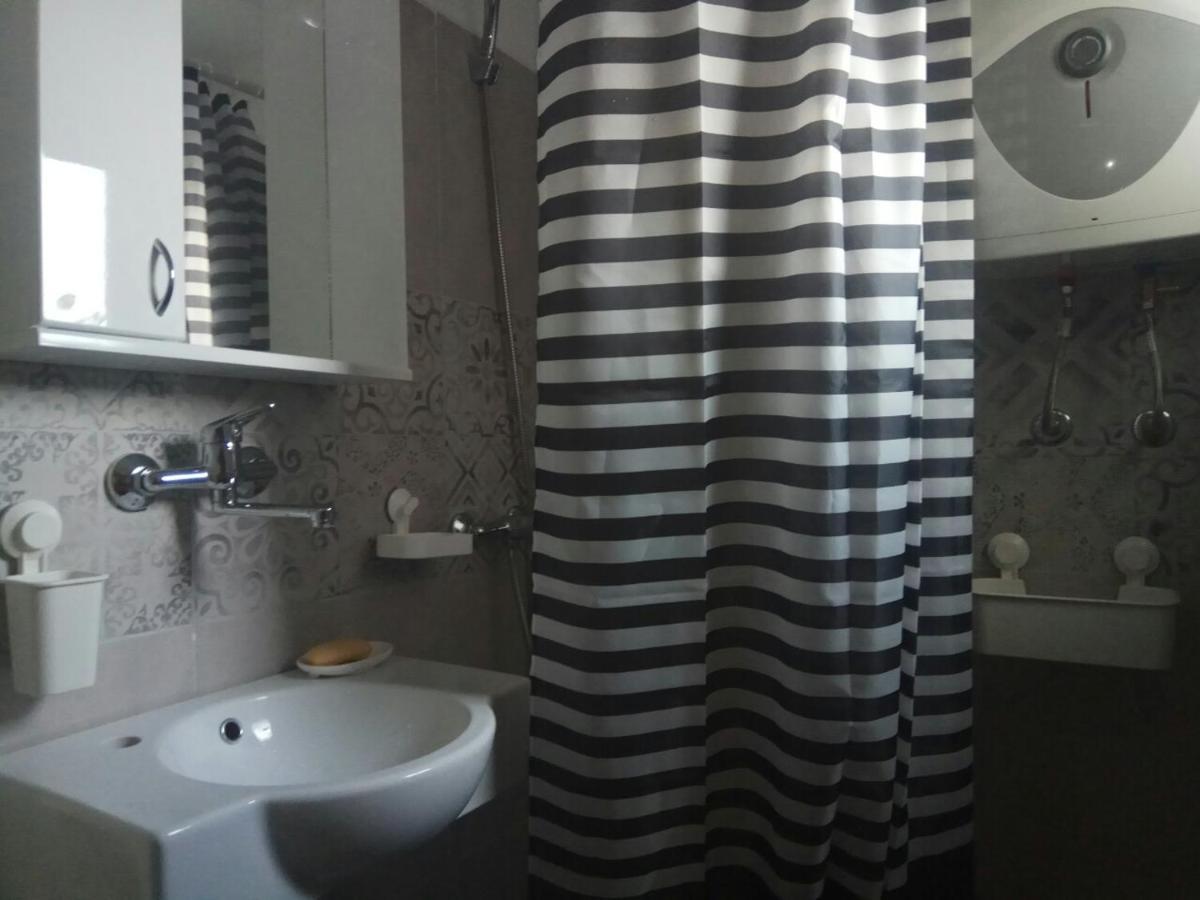 Tatjanina Garsonjera Appartement Subotica Buitenkant foto
